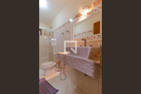 Casa à venda com 200m², 3 quartos e 4 vagasBanheiro 01