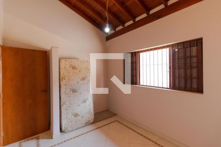 Casa à venda com 200m², 3 quartos e 4 vagasQuarto 01