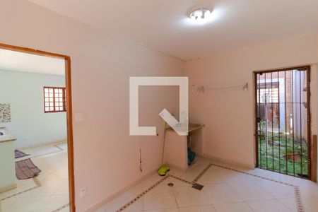 Casa à venda com 200m², 3 quartos e 4 vagasÁrea de Serviço