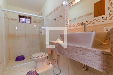 Casa à venda com 200m², 3 quartos e 4 vagasBanheiro 01