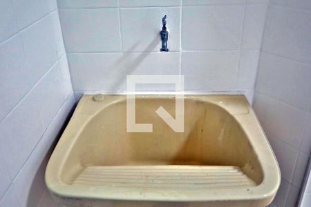 Apartamento para alugar com 80m², 2 quartos e sem vagaDetalhe da Área de Serviço
