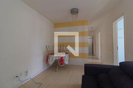 Sala de apartamento para alugar com 2 quartos, 53m² em Santa Cândida, Curitiba