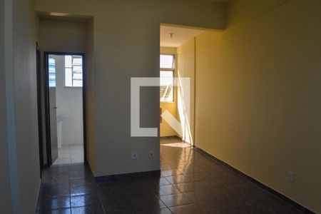 Sala de apartamento para alugar com 1 quarto, 55m² em Centro, Nova Iguaçu