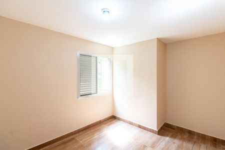 Quarto 1 de apartamento para alugar com 2 quartos, 56m² em Jardim Artur Alvim, São Paulo