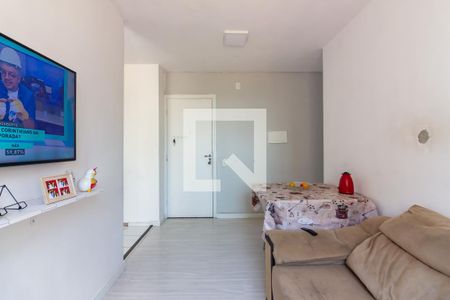 Sala de apartamento para alugar com 2 quartos, 44m² em Jardim do Lago, Osasco