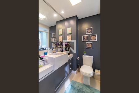 Casa de condomínio à venda com 255m², 3 quartos e 2 vagas Casa de condomínio à venda com 255m², 3 quartos e 2 vagasBanheiro do Quarto 1