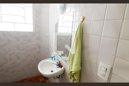 Casa à venda com 172m², 4 quartos e 2 vagasLavabo