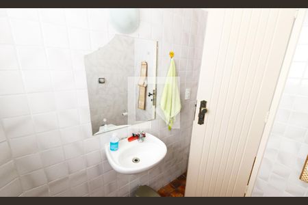 Casa à venda com 172m², 4 quartos e 2 vagasLavabo