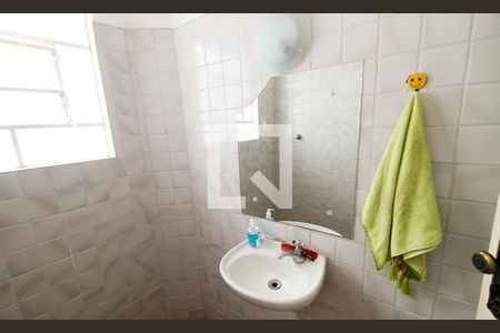 Casa à venda com 172m², 4 quartos e 2 vagasLavabo