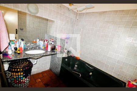 Casa à venda com 172m², 4 quartos e 2 vagasBanheiro da Suíte 1