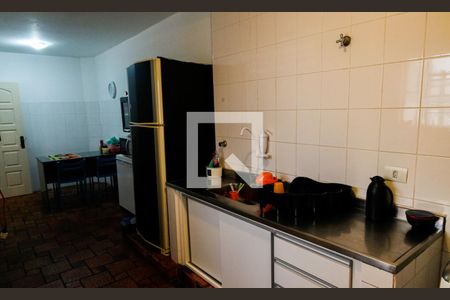 Casa à venda com 172m², 4 quartos e 2 vagasCozinha - Armários