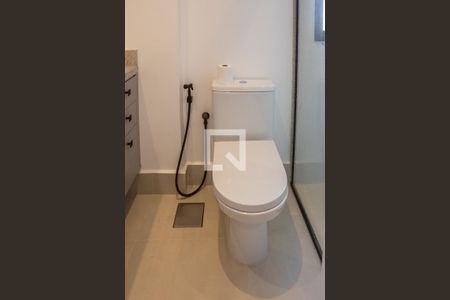 Apartamento à venda com 69m², 2 quartos e 2 vagasBanheiro da Suíte