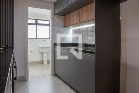 Apartamento à venda com 69m², 2 quartos e 2 vagasCozinha
