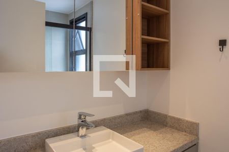 Apartamento à venda com 69m², 2 quartos e 2 vagasBanheiro da Suíte