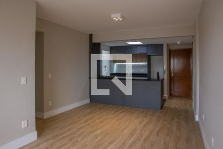 Apartamento à venda com 69m², 2 quartos e 2 vagasSala