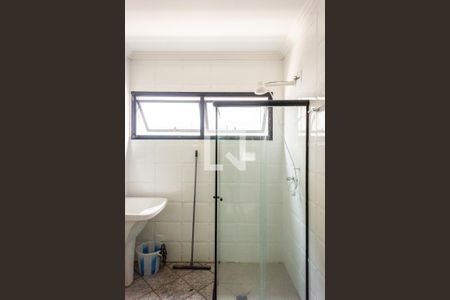 Banheiro e Serviço de apartamento para alugar com 1 quarto, 32m² em Penha de França, São Paulo