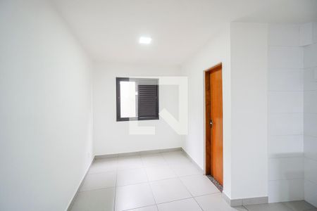 Sala quarto e cozinha de kitnet/studio para alugar com 1 quarto, 24m² em Penha de França, São Paulo