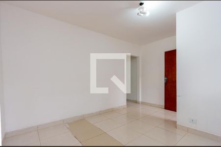 Sala de casa à venda com 2 quartos, 75m² em Vila Bertioga, São Paulo