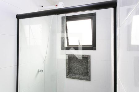 Banheiro de kitnet/studio para alugar com 1 quarto, 22m² em Penha de França, São Paulo