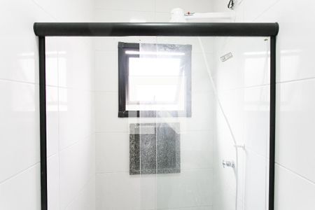 Banheiro de kitnet/studio para alugar com 1 quarto, 24m² em Penha de França, São Paulo