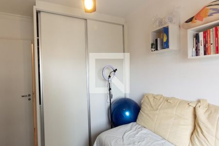 Apartamento à venda com 71m², 2 quartos e 2 vagasQuarto 