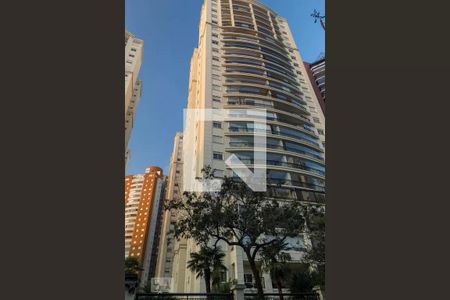 Apartamento à venda com 71m², 2 quartos e 2 vagasFachada