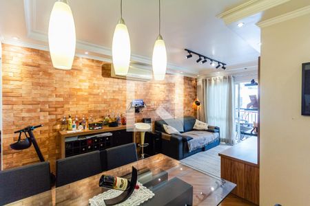 Apartamento à venda com 71m², 2 quartos e 2 vagasSala