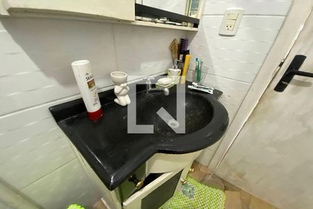 Casa à venda com 120m², 3 quartos e 2 vagasPia do Banheiro 