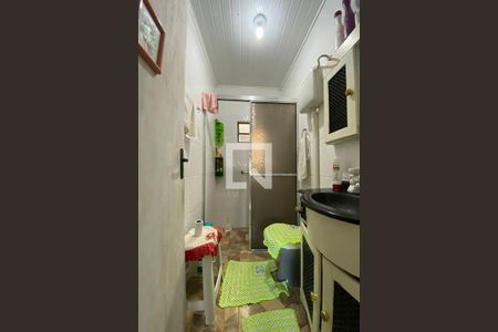 Casa à venda com 120m², 3 quartos e 2 vagasBanheiro 