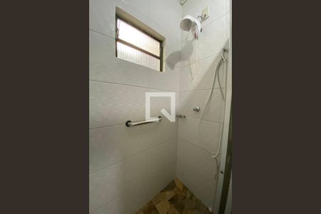 Casa à venda com 120m², 3 quartos e 2 vagasBox do Banheiro 