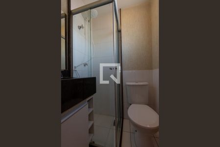 Apartamento à venda com 80m², 3 quartos e 1 vaga Apartamento à venda com 80m², 3 quartos e 1 vagaBanheiro da Suíte 2