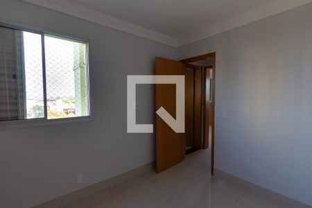 Apartamento à venda com 80m², 3 quartos e 1 vaga Apartamento à venda com 80m², 3 quartos e 1 vagaSuíte 2