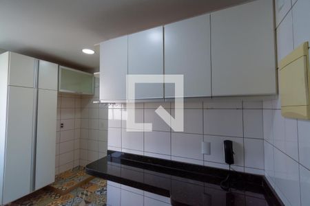 Apartamento à venda com 80m², 3 quartos e 1 vaga Apartamento à venda com 80m², 3 quartos e 1 vagaCozinha