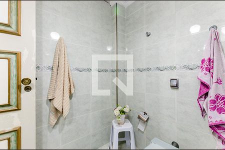 Apartamento para alugar com 157m², 4 quartos e 2 vagas Apartamento para alugar com 157m², 4 quartos e 2 vagasBanheiro