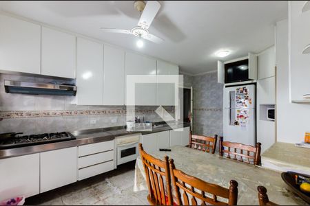 Apartamento para alugar com 157m², 4 quartos e 2 vagas Apartamento para alugar com 157m², 4 quartos e 2 vagasCozinha