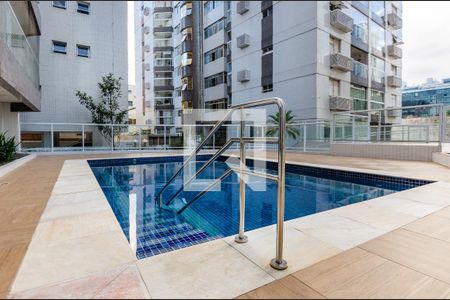 Apartamento para alugar com 157m², 4 quartos e 2 vagas Apartamento para alugar com 157m², 4 quartos e 2 vagasPiscina 1