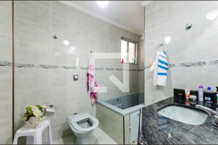 Apartamento para alugar com 157m², 4 quartos e 2 vagas Apartamento para alugar com 157m², 4 quartos e 2 vagasBanheiro