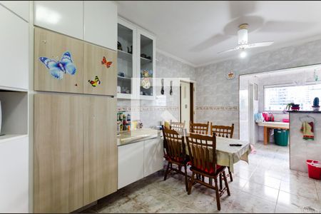Apartamento para alugar com 157m², 4 quartos e 2 vagas Apartamento para alugar com 157m², 4 quartos e 2 vagasCozinha