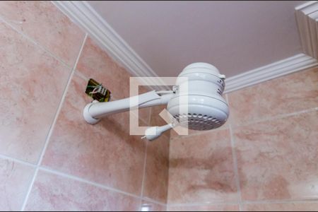 Apartamento para alugar com 157m², 4 quartos e 2 vagas Apartamento para alugar com 157m², 4 quartos e 2 vagasChuveiro