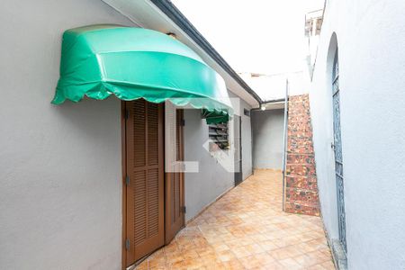 Casa à venda com 90m², 1 quarto e 1 vagaQuintal