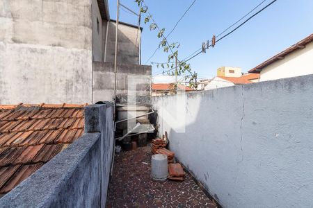 Casa à venda com 90m², 1 quarto e 1 vagaQuintal