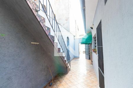 Casa à venda com 90m², 1 quarto e 1 vagaQuintal