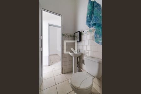 Casa para alugar com 40m², 1 quarto e sem vaga Casa para alugar com 40m², 1 quarto e sem vagaBanheiro