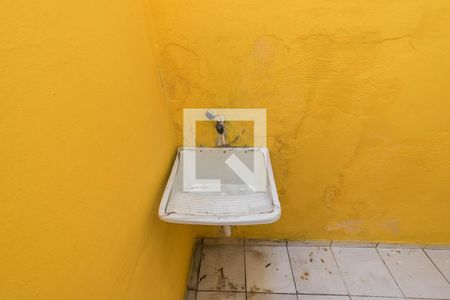 Casa para alugar com 65m², 2 quartos e sem vagaÁrea de Serviço