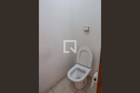 Casa à venda com 180m², 3 quartos e 1 vaga Casa à venda com 180m², 3 quartos e 1 vagaLavabo