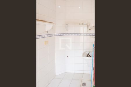 Casa à venda com 180m², 3 quartos e 1 vaga Casa à venda com 180m², 3 quartos e 1 vagaÁrea de Serviço