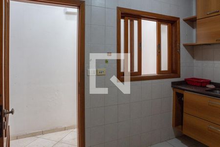 Casa à venda com 180m², 3 quartos e 1 vaga Casa à venda com 180m², 3 quartos e 1 vagaCozinha