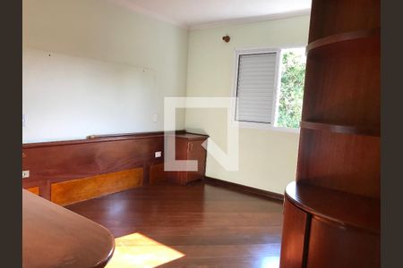 Casa à venda com 212m², 3 quartos e 3 vagas Casa à venda com 212m², 3 quartos e 3 vagasQuarto 3 com Suíte