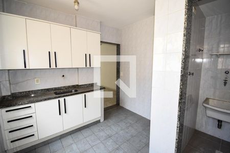 Apartamento à venda com 64m², 2 quartos e 1 vagaCozinha