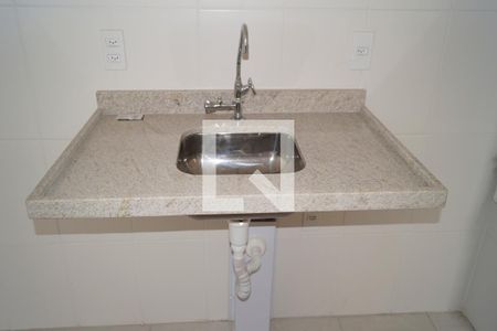 Apartamento para alugar com 46m², 2 quartos e sem vaga Apartamento para alugar com 46m², 2 quartos e sem vagaCozinha e Área de Serviço